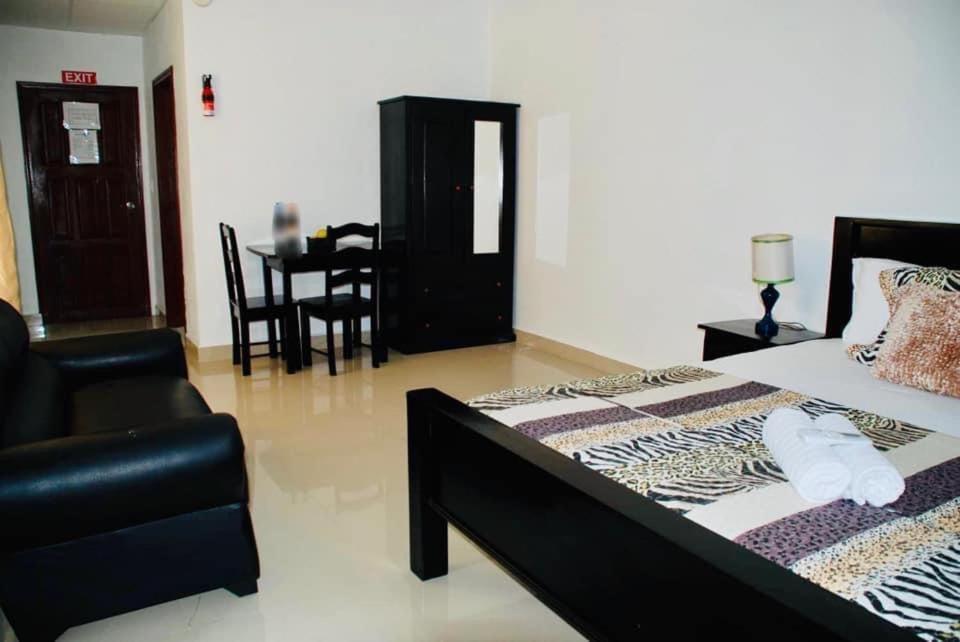 Coastal Bay Suite & Golf Cart Rental San Pedro  Kültér fotó